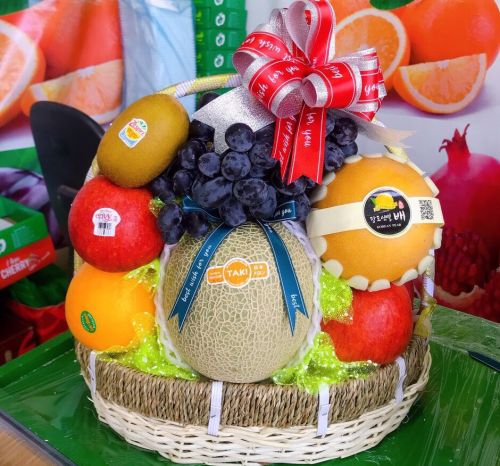 Giỏ hoa quả tròn làm quà biếu tặng